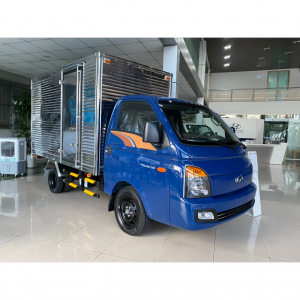 XE TẢI HYUNDAI H150 THÙNG KÍN INOX 1.5T